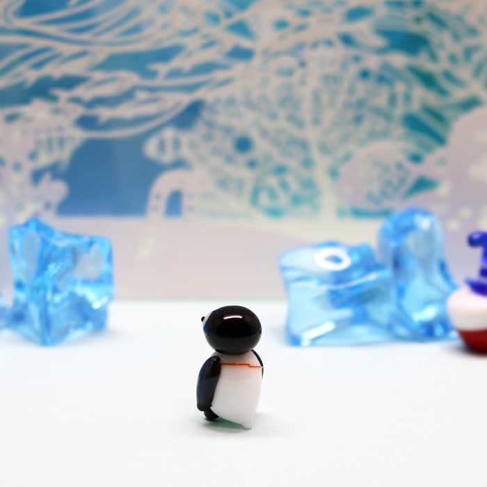楽天市場】ガラス細工 お出掛けミニペンギン ペンギン ぺんぎん 海
