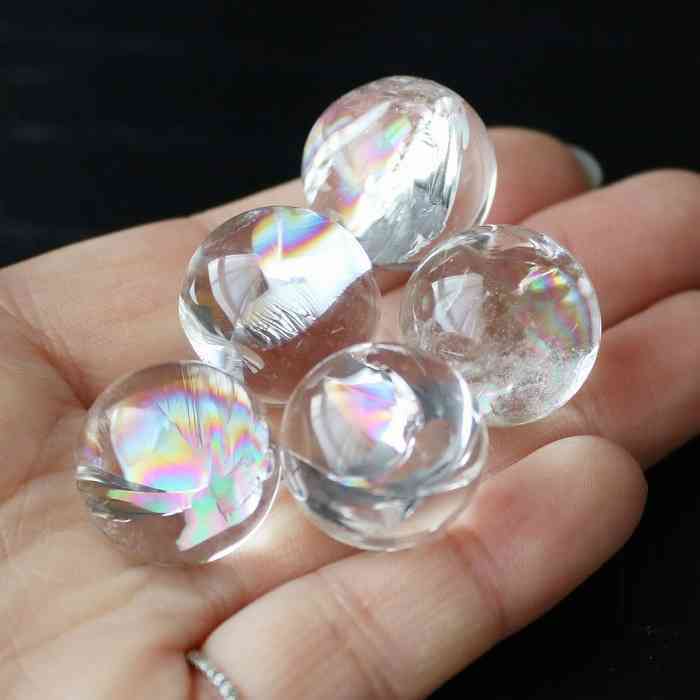 楽天市場】アイリスクォーツ ミニ スフィア 虹 水晶 18mmから20mm 1個