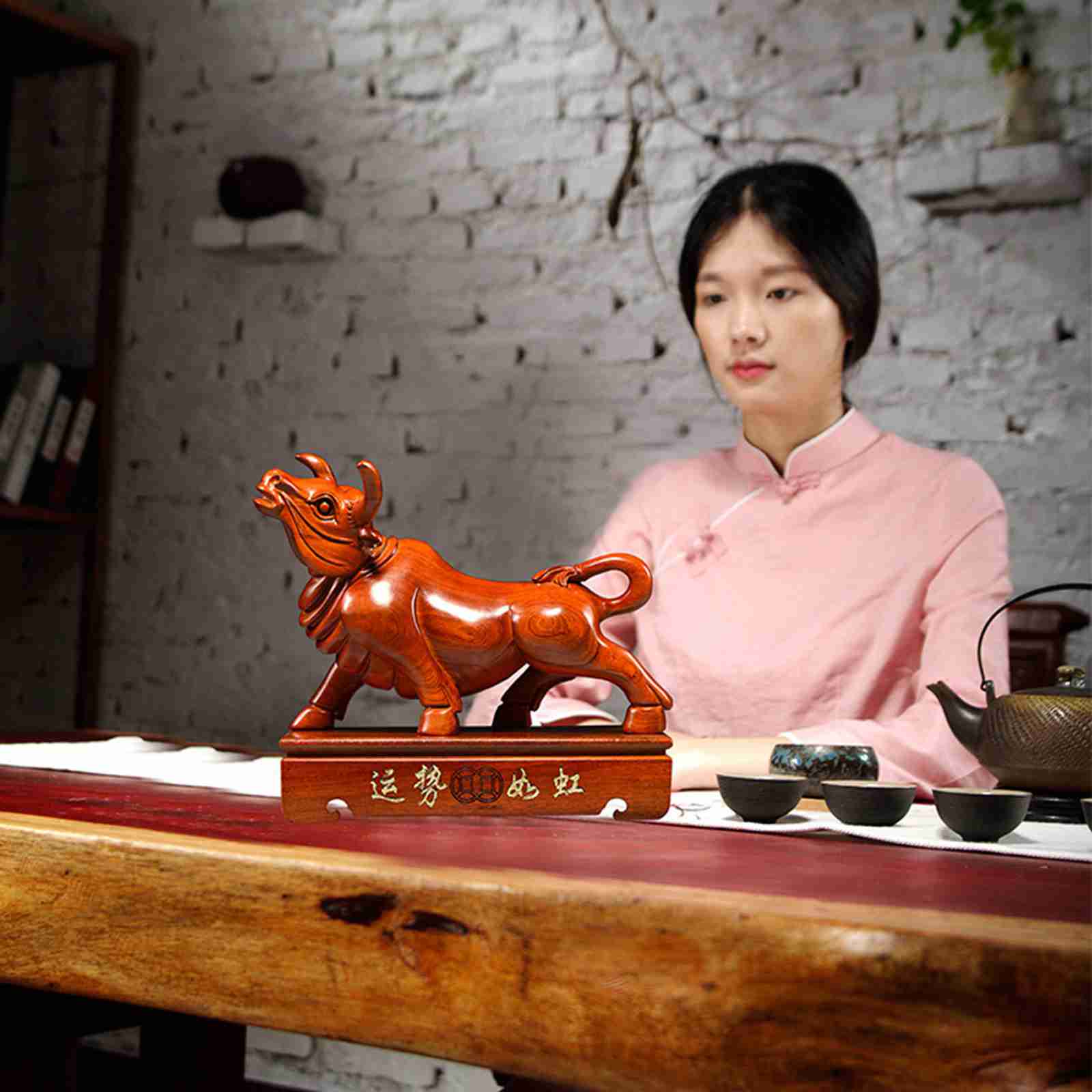 楽天市場】干支 置物 十二支 木彫り動物 牛 牛飾り 置き物 牛の彫像