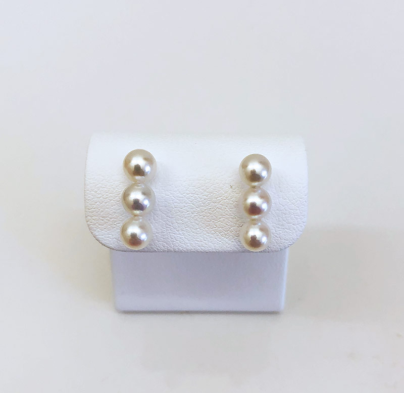 楽天市場】アコヤ真珠 Akoya K18 5-6ミリ 3粒ラインピアス : パール優美