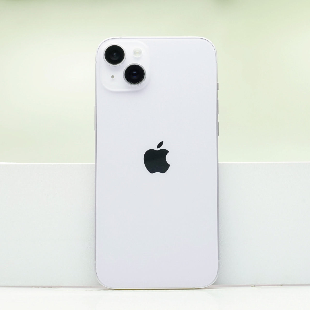 美品】iPhone14 本体 128GB ホワイト iPhone14 ホワイト 128GB