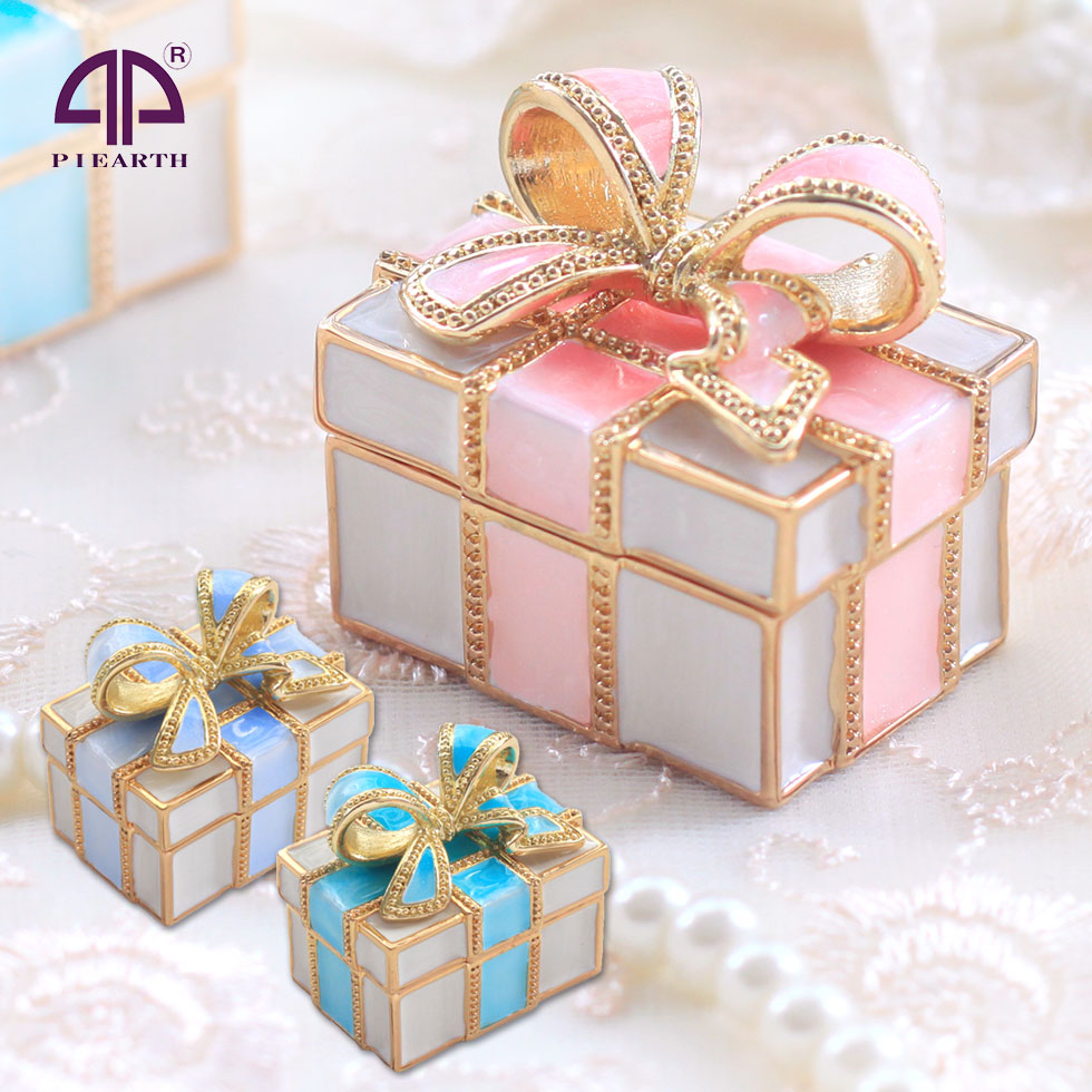 美品！ブシュロン 空き箱 ジュエリーボックス 証明書付き リボン付き