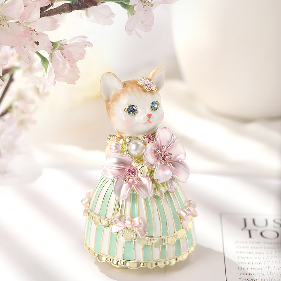 楽天市場】【正規品】 ルル・キャンディ(桜) サクラ 猫 ネコ （招き猫