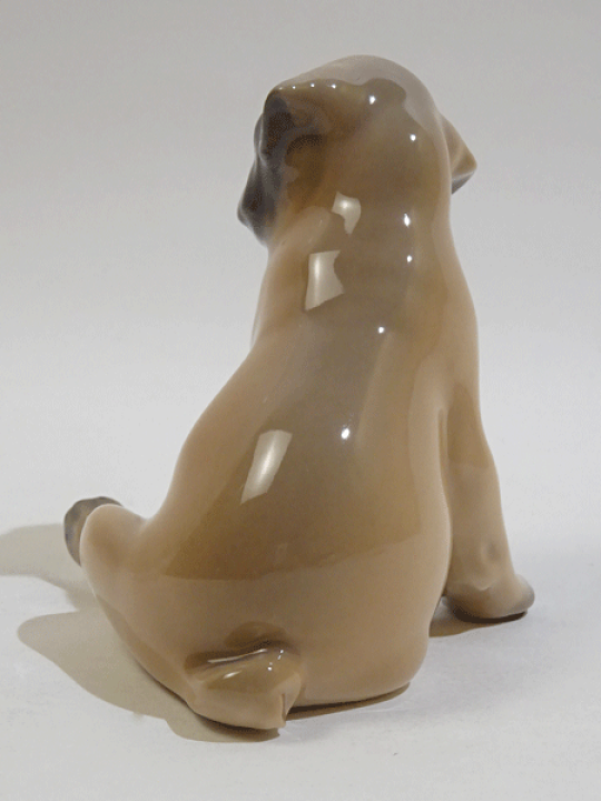 楽天市場】ロイヤルコペンハーゲン フィギュリン 犬置物 パグ ライト