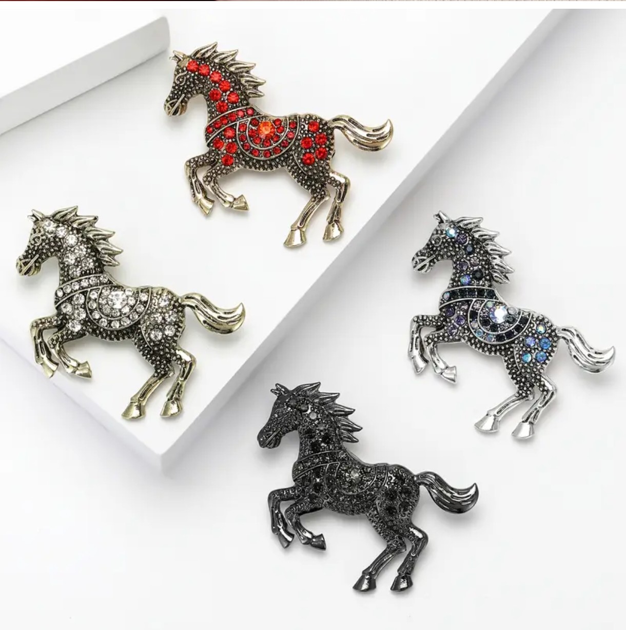 楽天市場】馬（ブローチ｜レディースジュエリー・アクセサリー