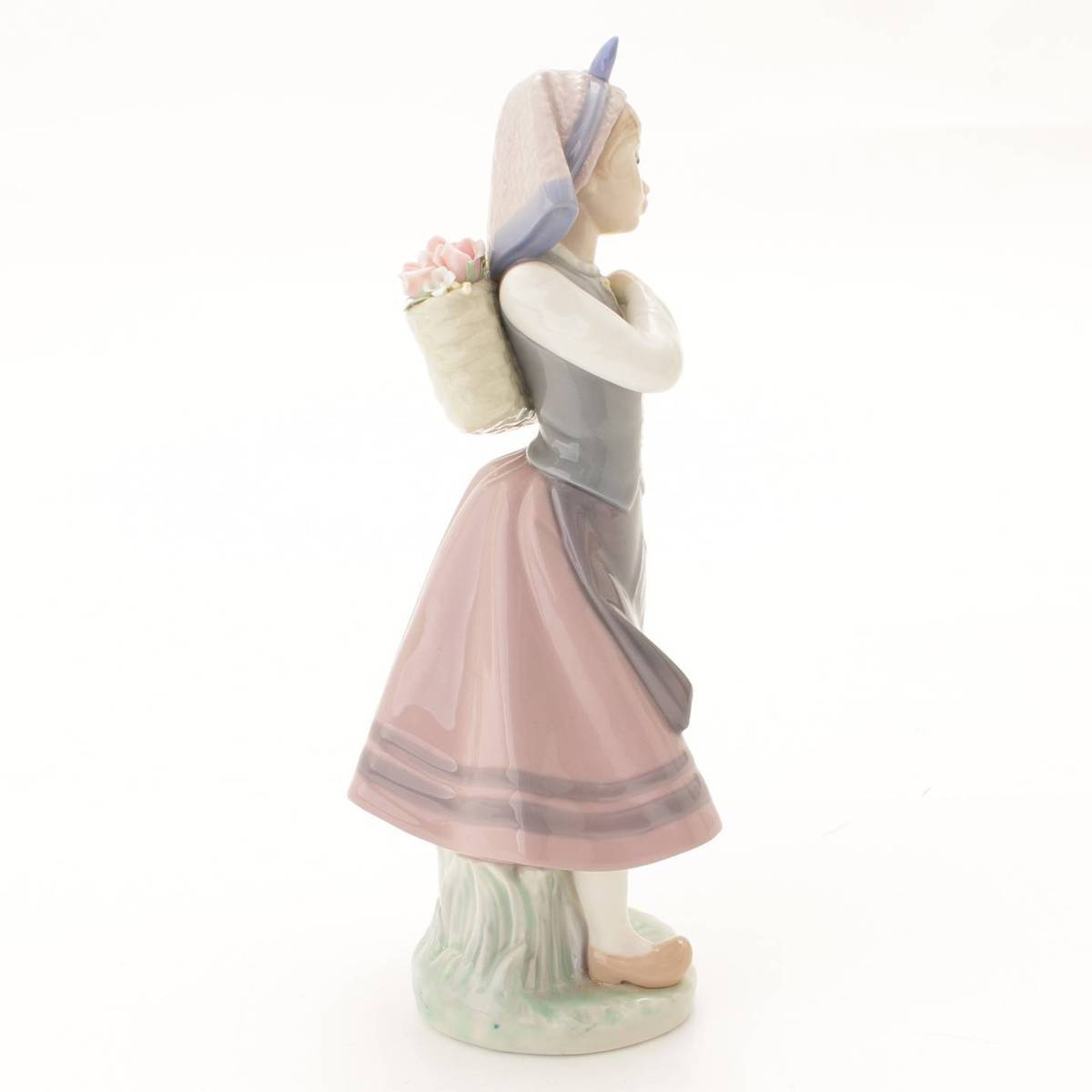 楽天市場】【リヤドロ】Lladro 花籠を背負う少女 Galleguina flores
