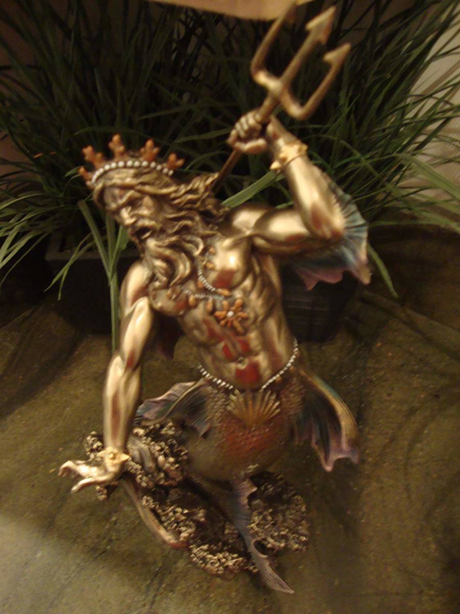 ネプチューン（ポセイドン）の像 高さ:60 cm ネプチューン（ポセイドン