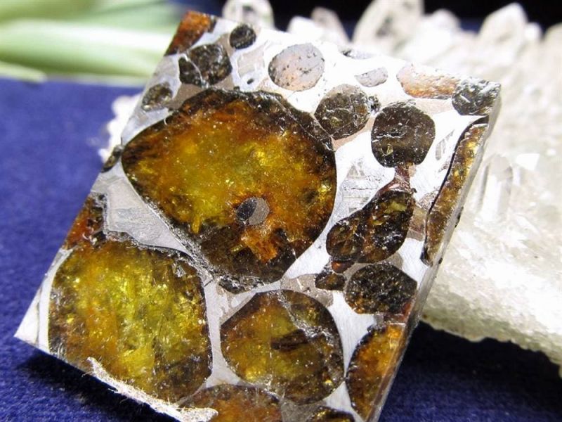 楽天市場】○【セリコ隕石（パラサイト隕石）原石 スライスプレート