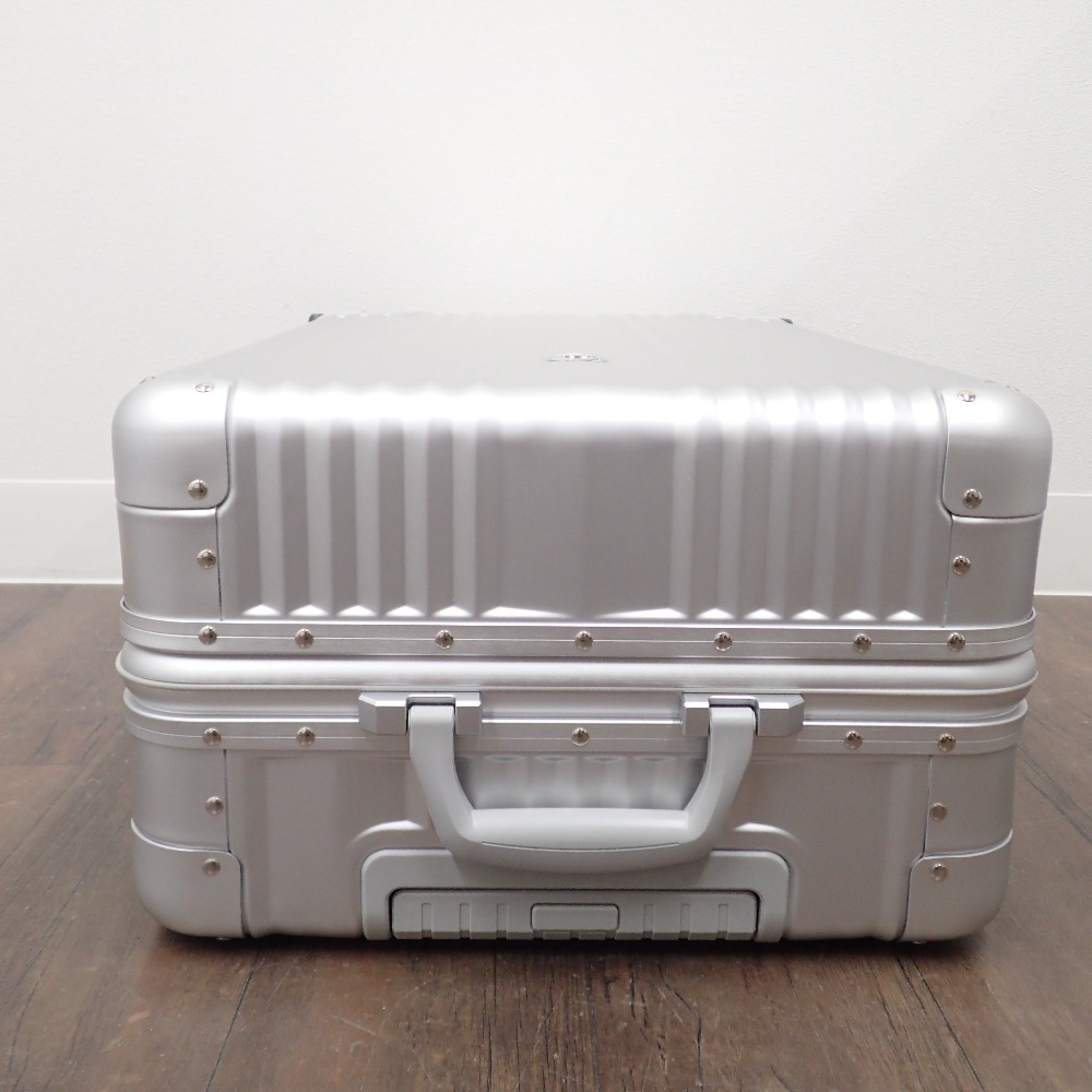 Mercedes-Benz キャリーケース 65リットル 新品 最安値 メルセデス