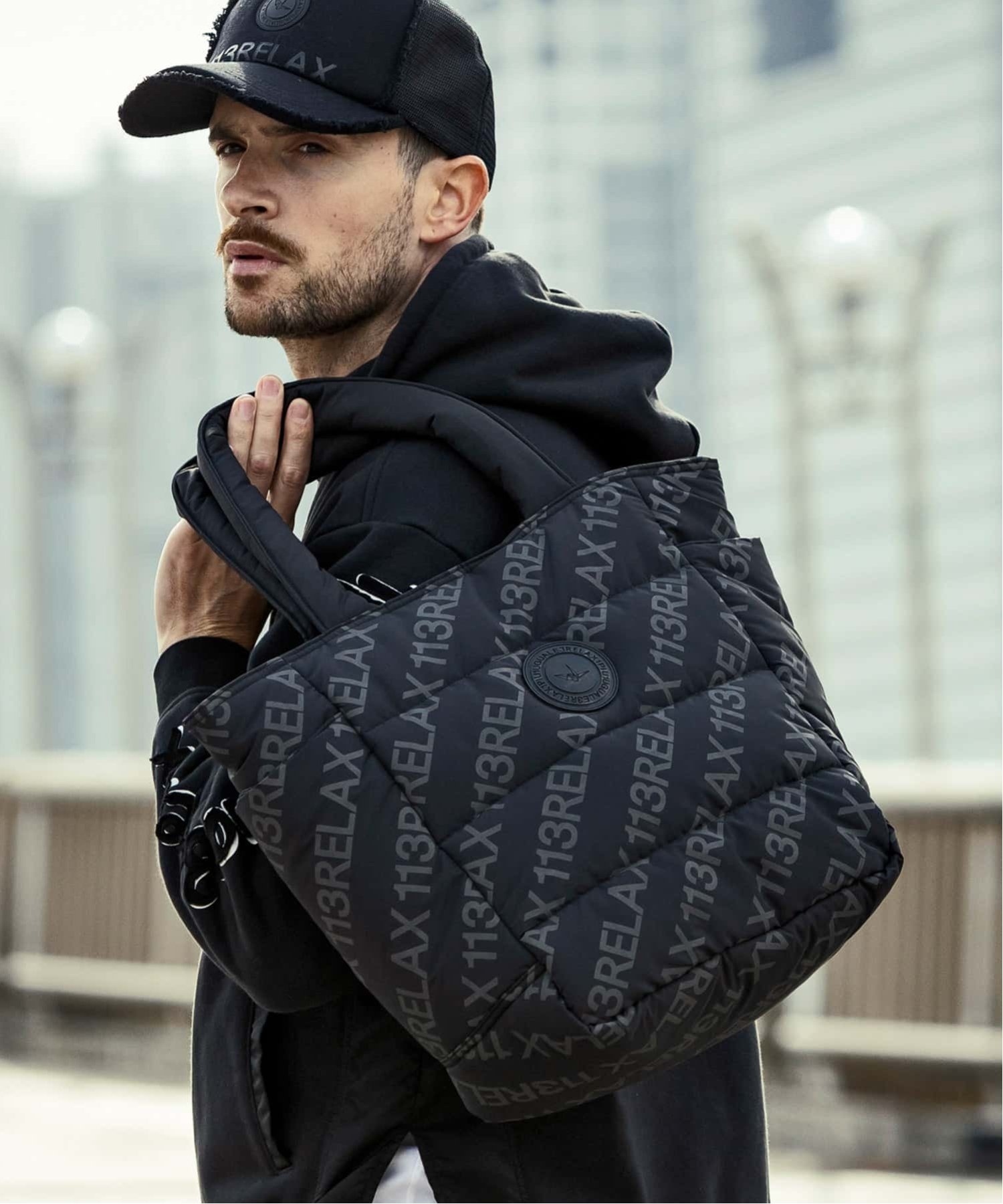 SHIFFON｜総柄パデッドトートバッグ | Rakuten Fashion(楽天