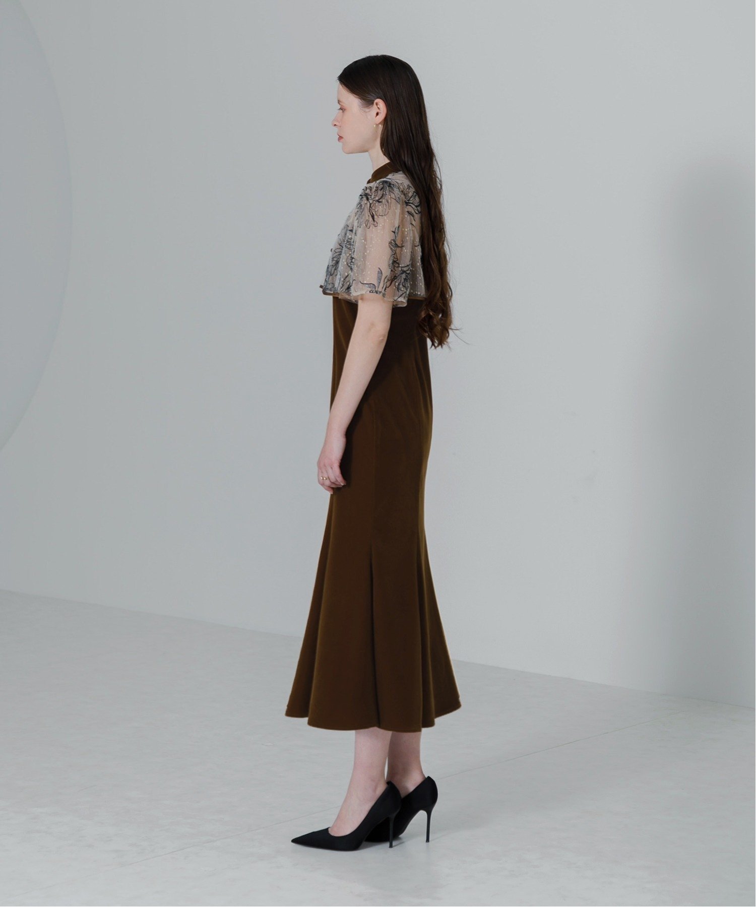 Leja｜LEJA/配色パイピング花柄ボレロ付きベロアマーメイドキャミ