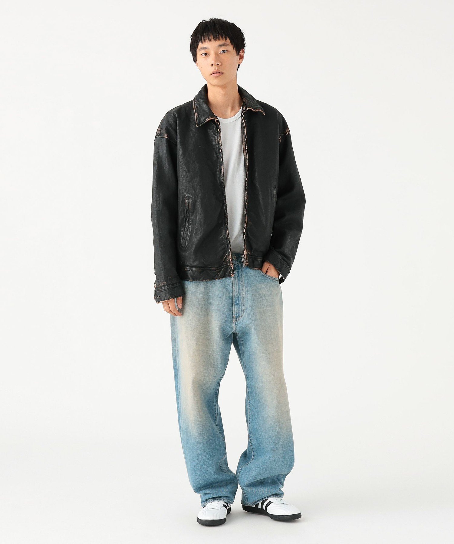 BEAMS MEN｜ワイドフィット ユーズド加工 レザージップブルゾン