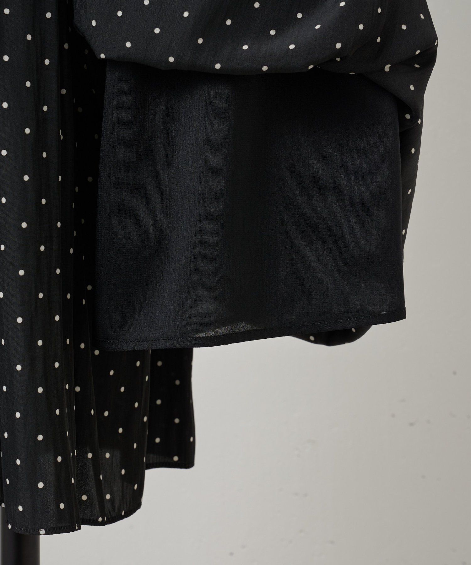 BEARDSLEY｜シワシフォンギャザーパンツ(ドット) | Rakuten Fashion