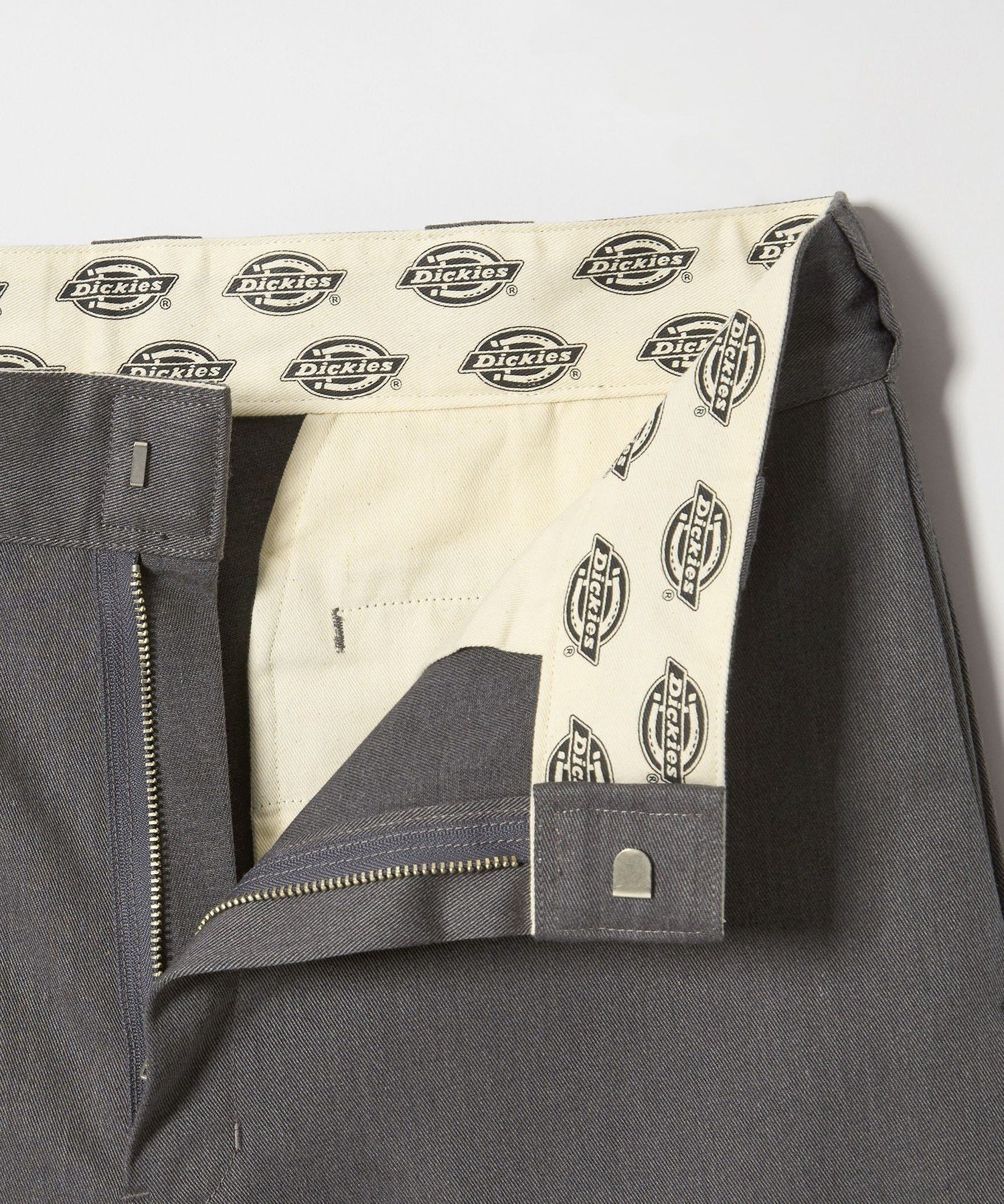 Dickies × monkey timeツイル ローライズ バギー パンツ Dickies × monkey time＞ツイル ローライズ バギー パンツ