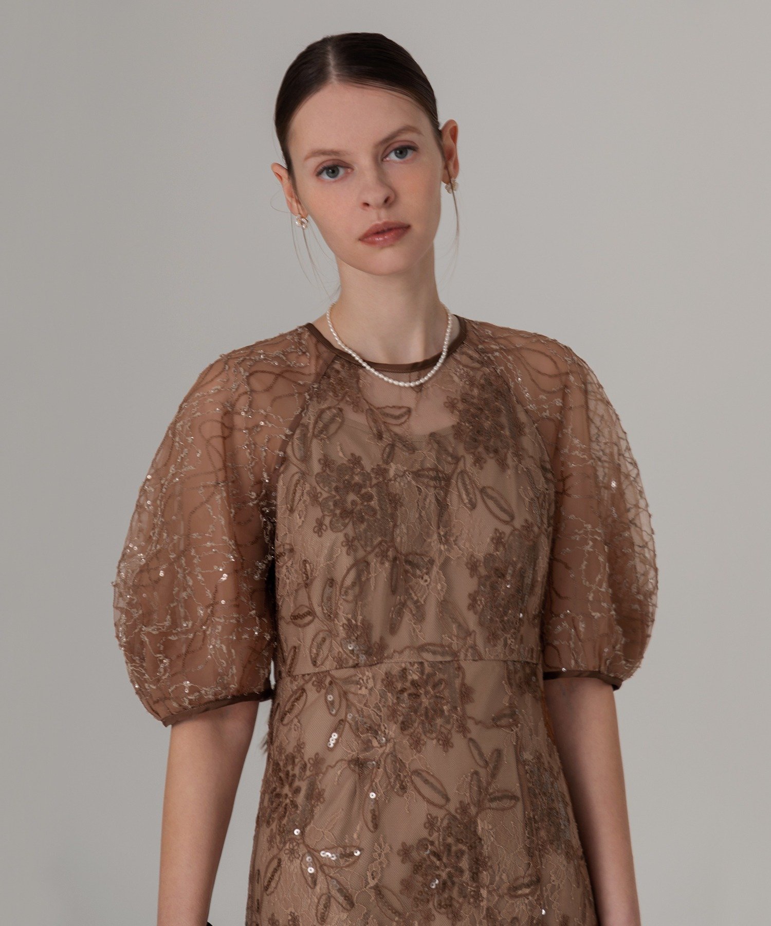 Leja｜LEJA-スパンコール花柄レースIラインワンピースドレス 結婚式