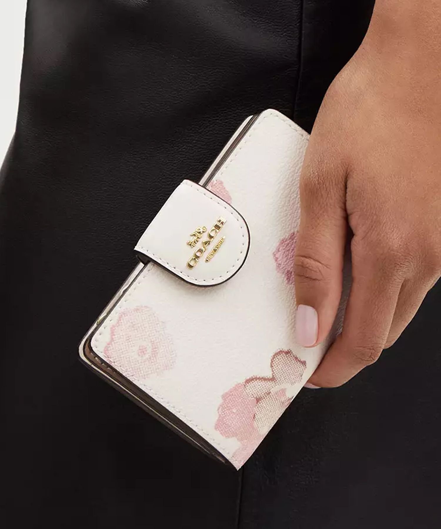 COACH OUTLET｜【公式】ミディアム コーナー ジップ ウォレット