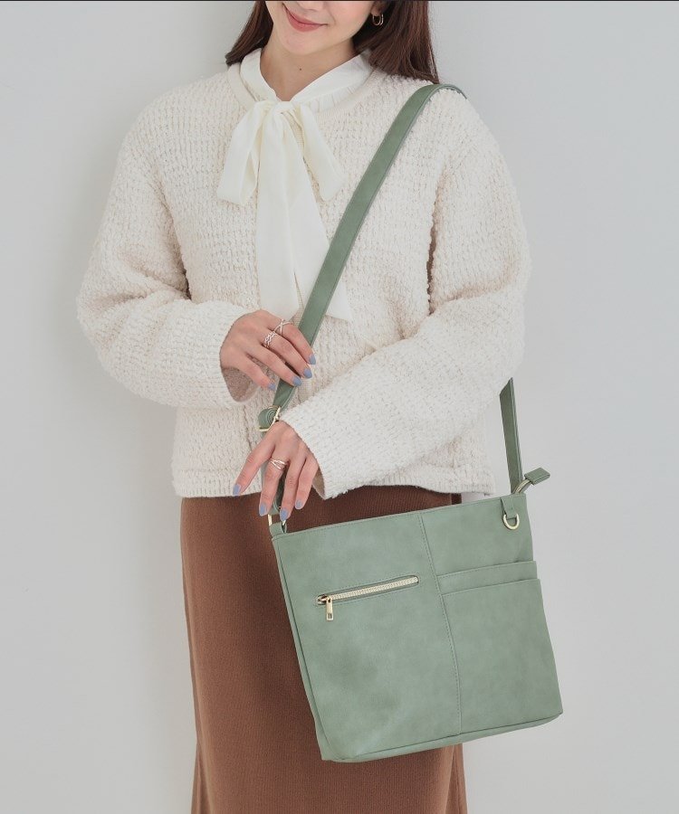 SHOO・LA・RUE｜【8ポケット】フロント切り替えショルダーバッグ