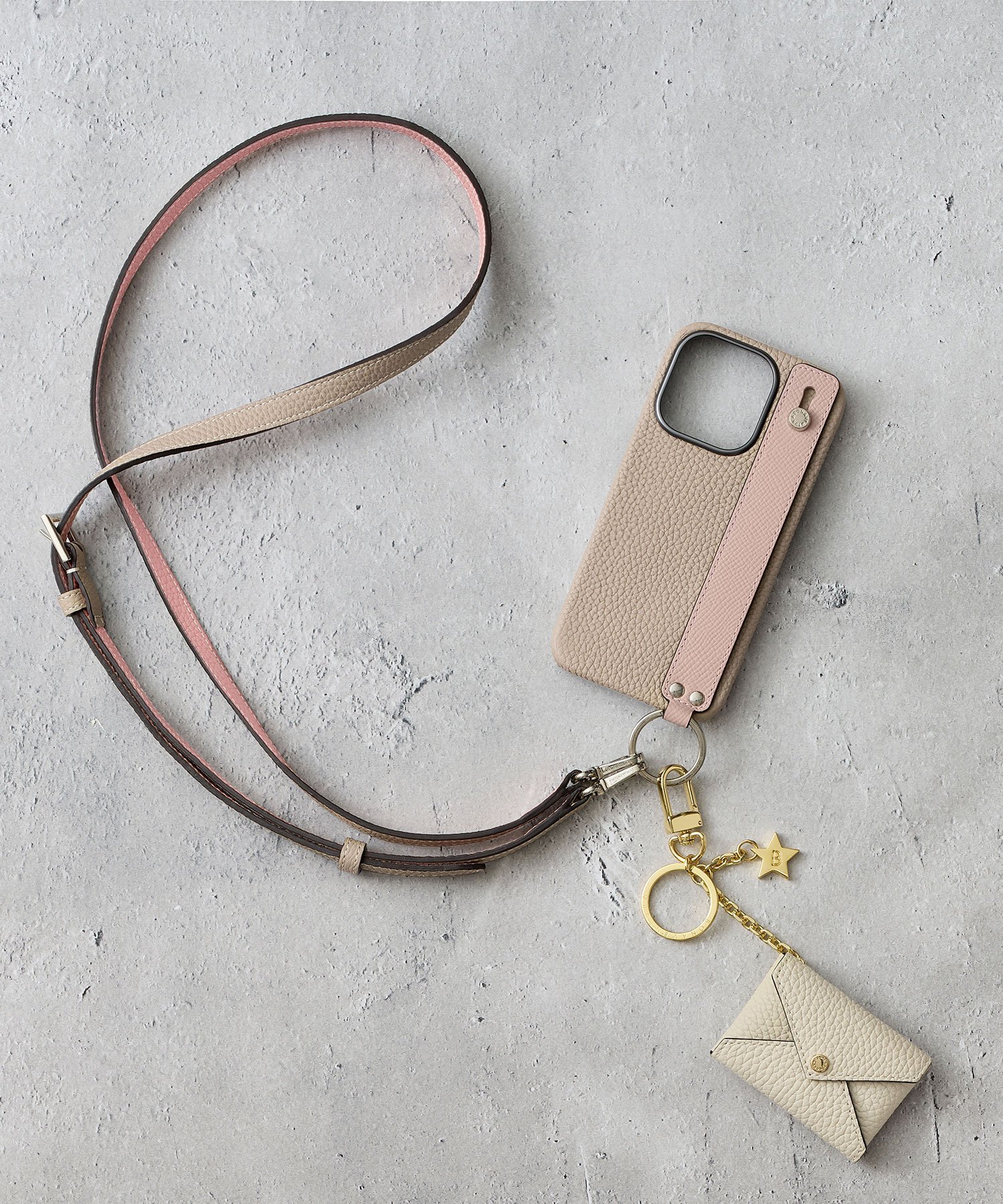 BONAVENTURA｜(iPhone 15 Pro) ハンドル付き バックカバーケース