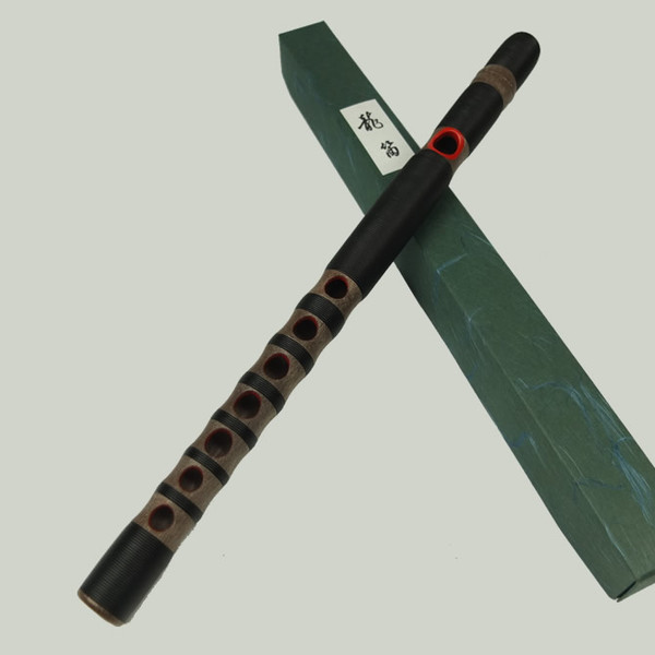 龍笛 横笛 雅楽 樹脂性 クリーニング済み 絞り染めの袋付き 雅楽 横笛