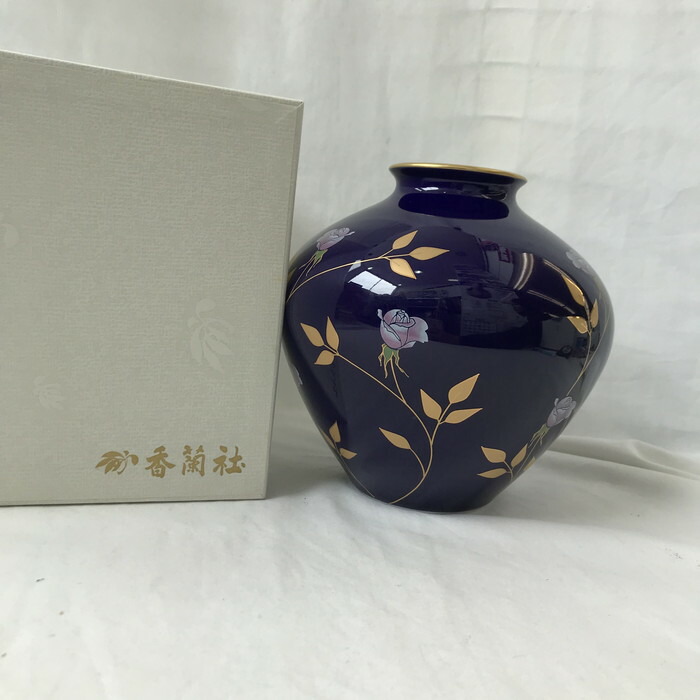 楽天市場】香蘭社 花瓶 壺 ルリ薔薇 R325-NB5 [jgg]【中古】 : サカイ