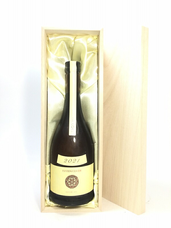 楽天市場】新政 純米酒 エクリュ 720ml 桐箱入り : 酒のサザン