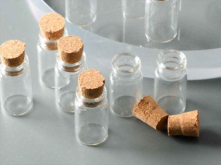 楽天市場】ガラス小瓶 コルク栓 絞り口タイプ クリア 27mm 10個 10ヶ