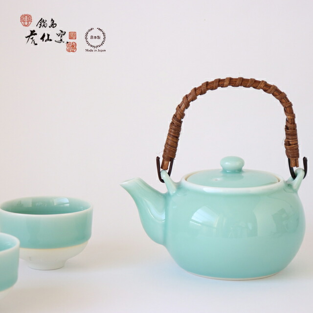 骨董品 鍋島青山焼 陶器虎の置物 骨董品 鍋島青山焼 陶器虎の置物 骨董