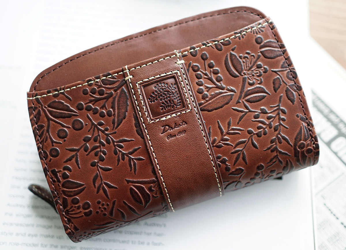 楽天市場】☆ Dakota ダコタ 財布ミモザ 小銭入れ付き二つ折り財布