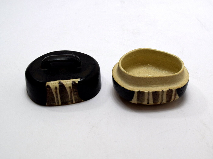 楽天市場】川本了生黒織部弾香合 木箱入【陶器/茶道具】 : せともの屋