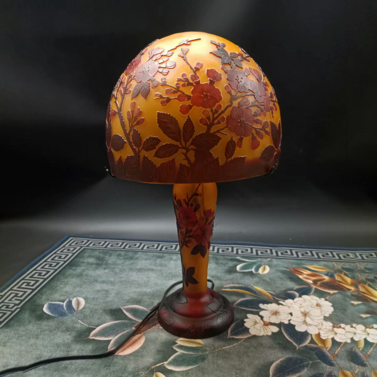 エミールガレ アールヌーボー ランプ 傘幅30㎝高さ43㎝ 難有