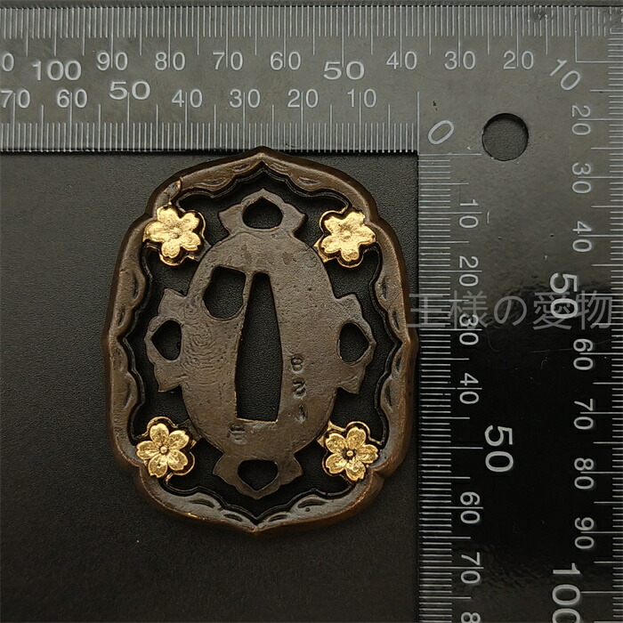 楽天市場】日本刀装具 軍刀拵の図 刀鍔 銅地 細工 絵金銀 鍔 刀の鍔