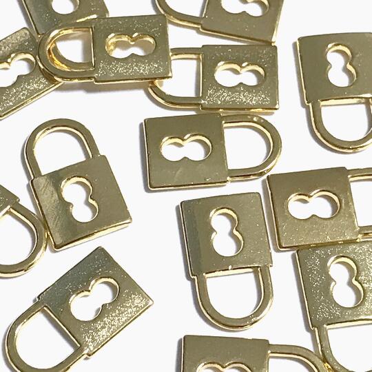 三山凌輝 &RADI チャーム クロスプレート 南京錠 モチーフ 三山凌輝