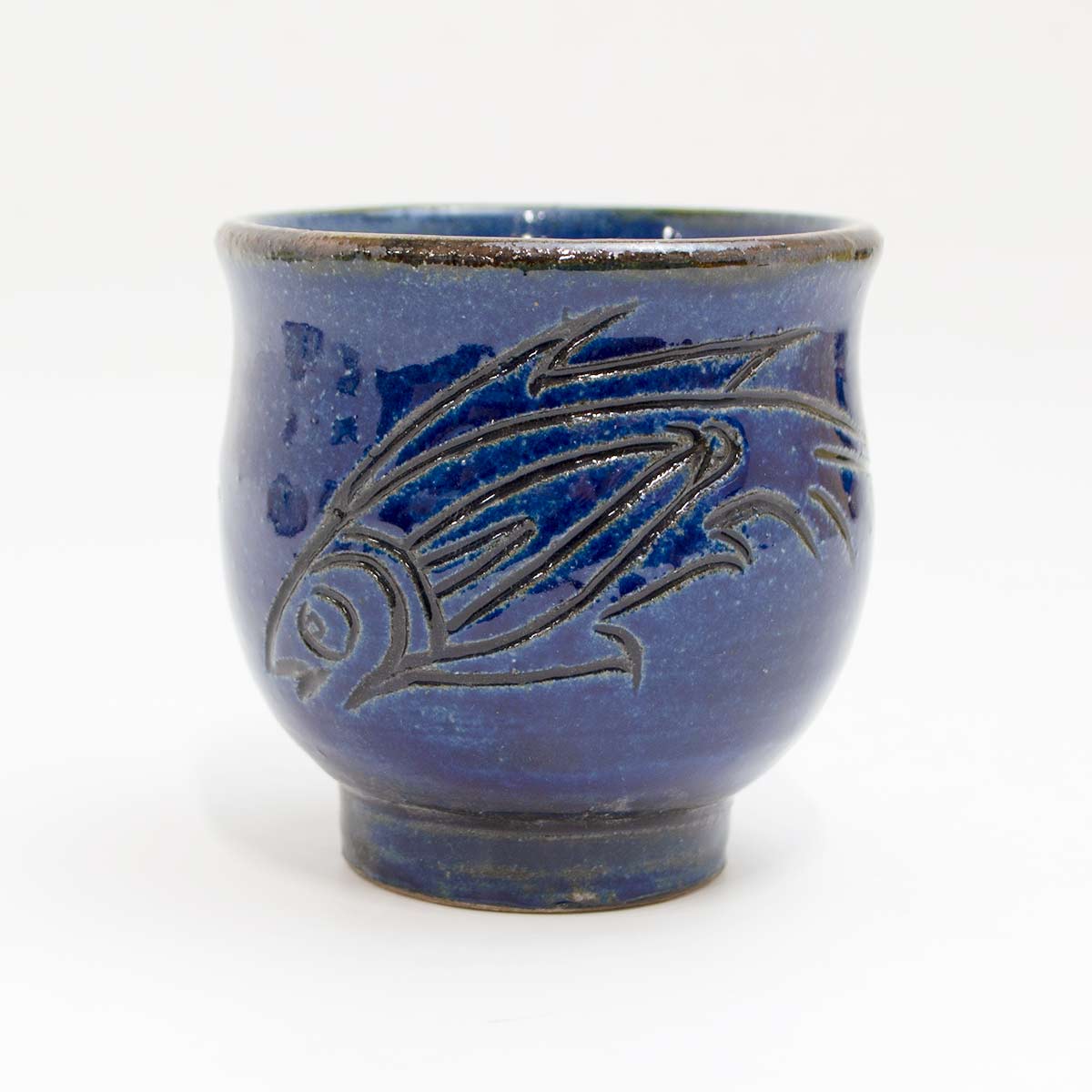 楽天市場】金城吉彦作 読谷壷屋焼 湯呑 小 全9柄(2-1) 沖縄 魚紋 海老