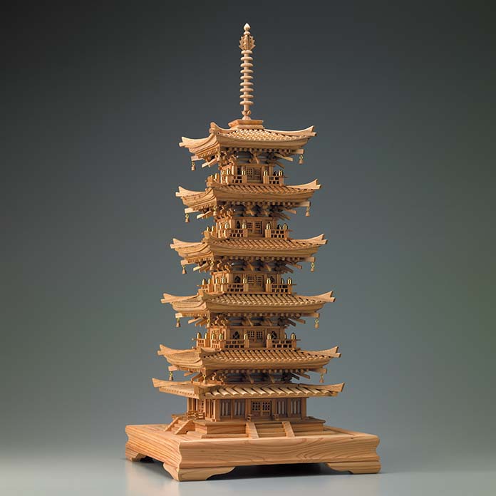 楽天市場】屋久杉 五重塔 細密彫刻 郭高良 通販 販売 : 東京書芸館
