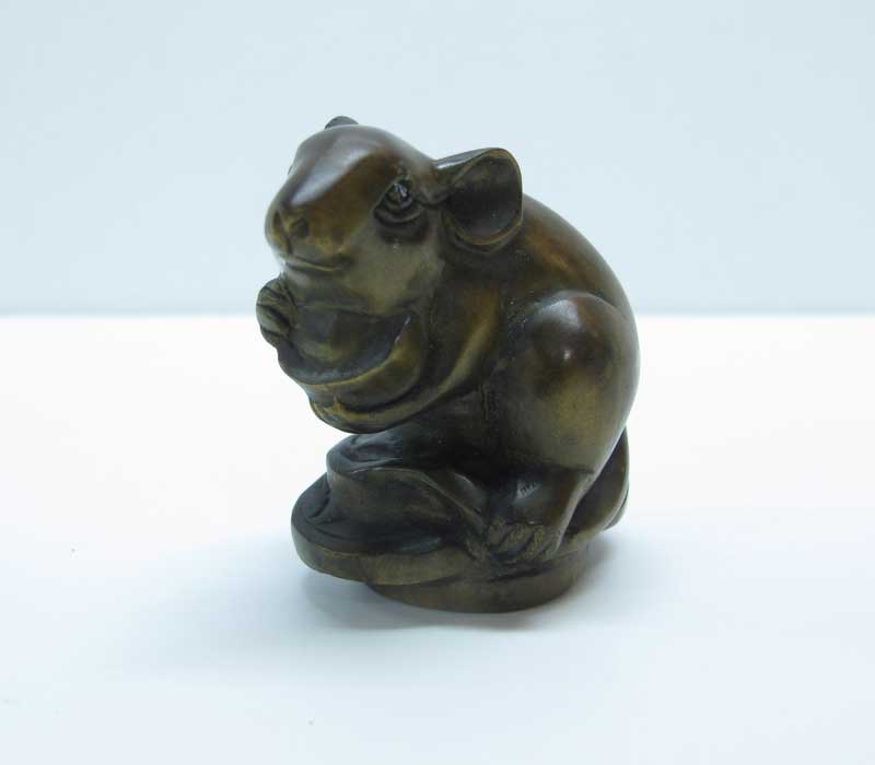 楽天市場】木彫り 根付 〜ねずみ〜一刀彫 / 素材：柘植 : 津山銘木有馬店