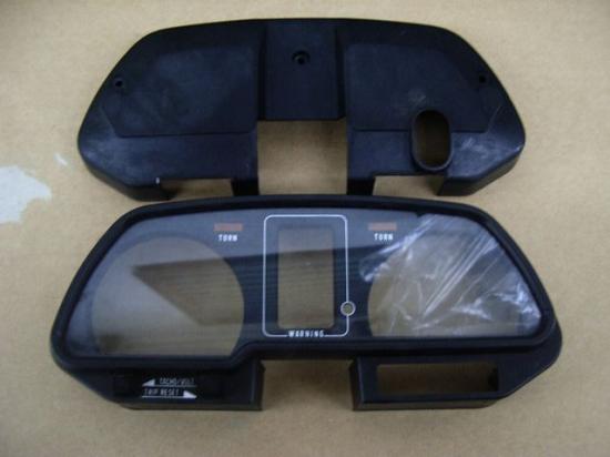 楽天市場】Z400GP用 メーターカバー上下セット 純正 : TWINSTAR 楽天市場店