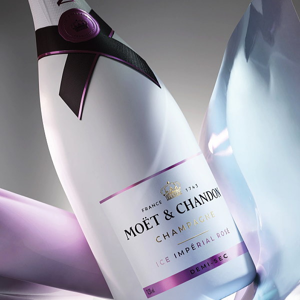 楽天市場】【正規品モエ・エ・シャンドンシャンパン】光るボトル
