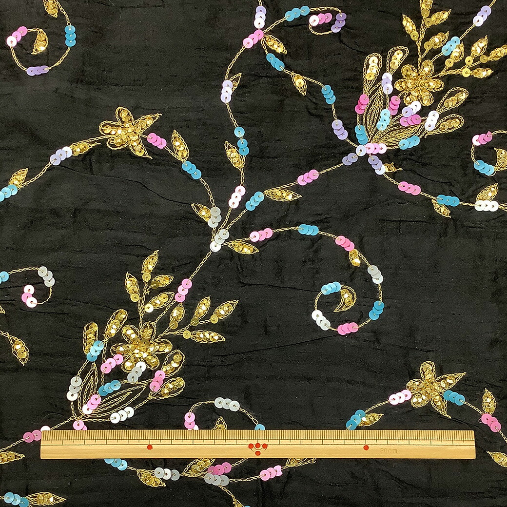 ボリウッド衣装 アンティーク シルクの刺繍トップス