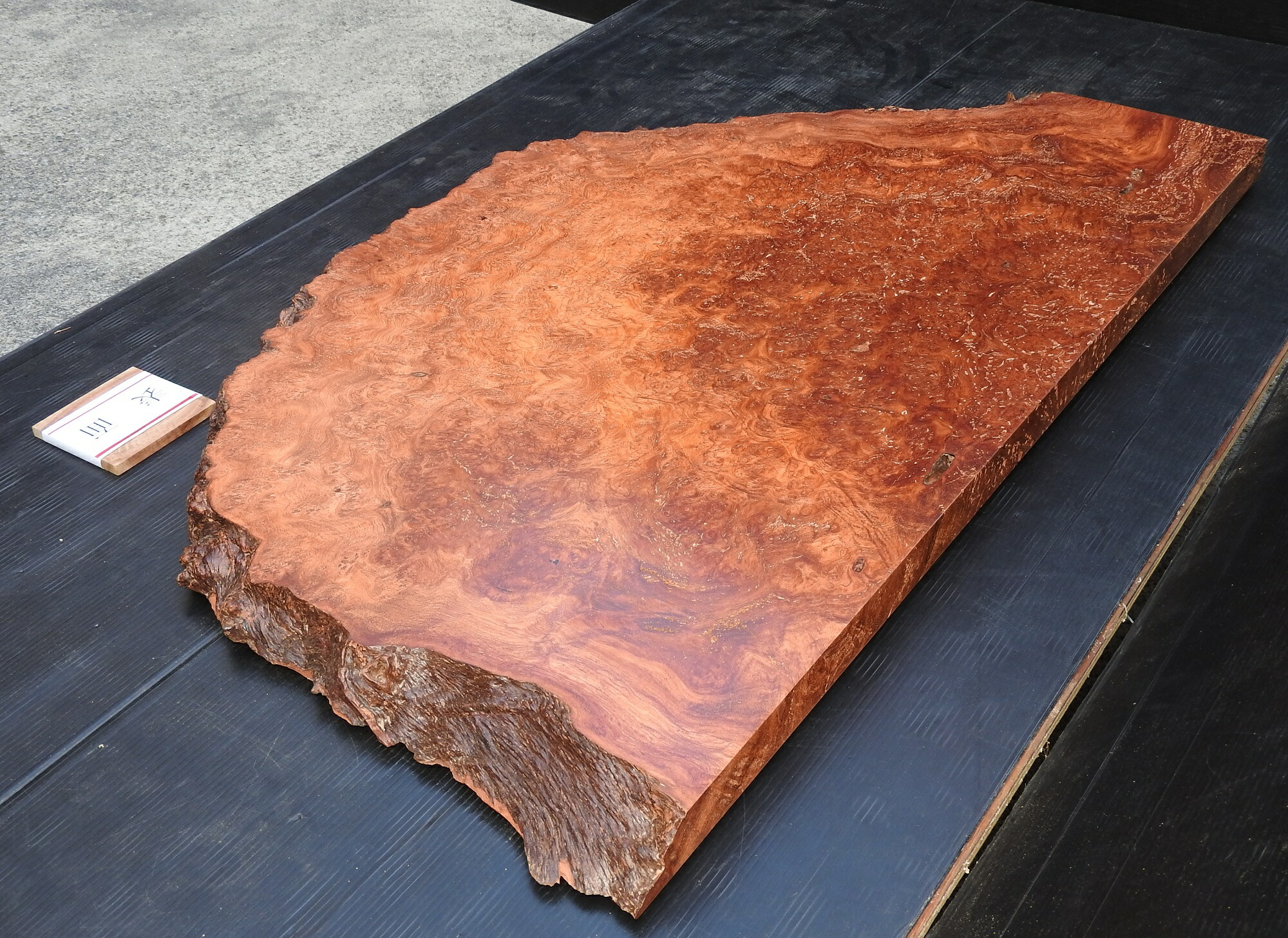 楽天市場】花梨 カリン 一枚板 木材 板材半円変形 テーブル 無垢材220
