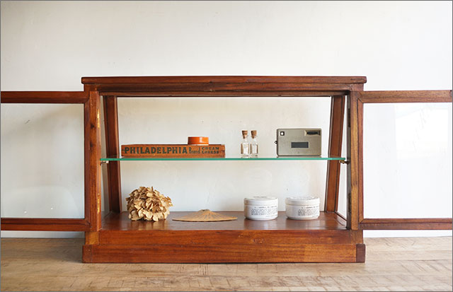 楽天市場】【送料無料】ウッドガラスショーケース2段タイプ/北欧