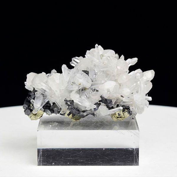 h*g様 【コレクター向】レインボーパイライト 水晶クラスター 共生