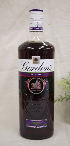 楽天市場】ゴードン スロージン 26度 700ml ※現在ボトルのデザインが