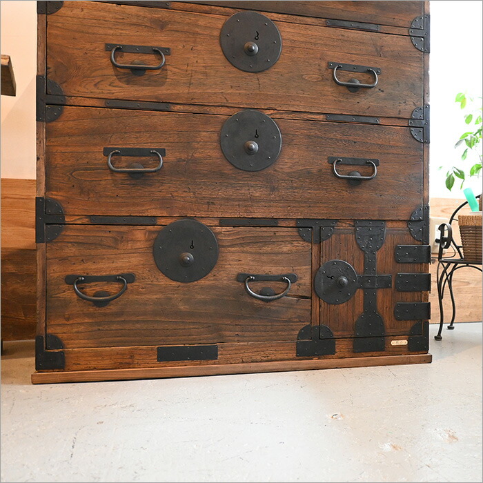 栗の木 使いこまれた風合いが良い時代箪笥 収納/古家具/明治/チェスト