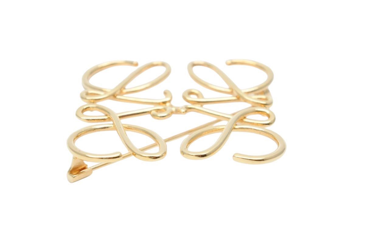 楽天市場】新品同様 Loewe ロエベ アナグラム ブローチ メタル