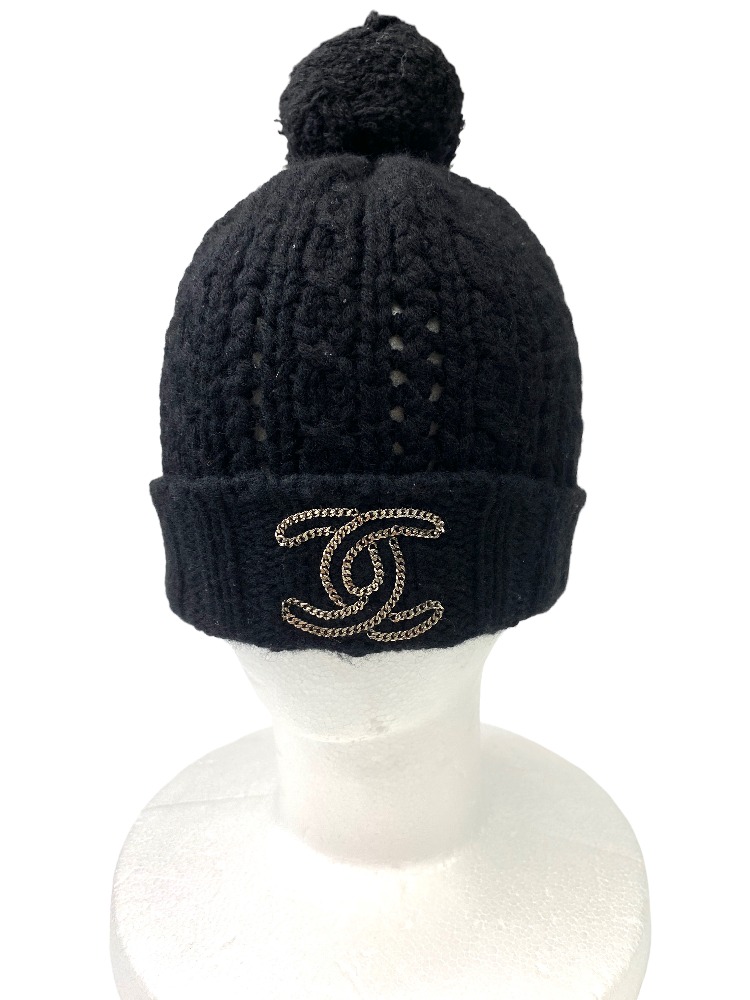 CHANEL CCマークニット帽 ブラック/ホワイト
