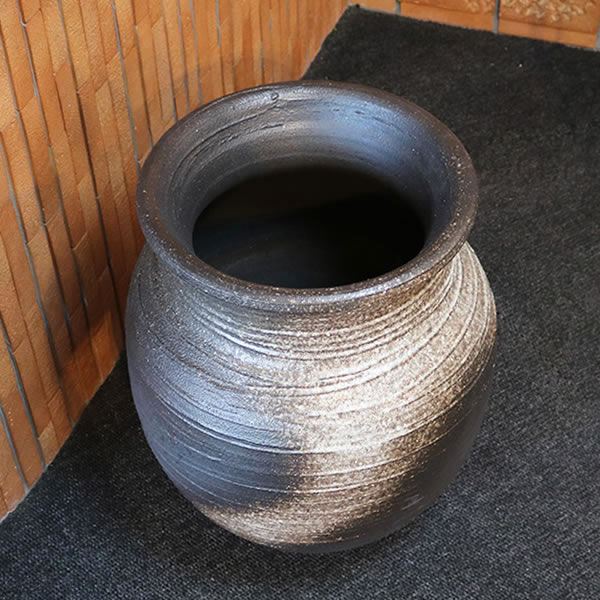 神楽焼 大壺 骨董品 ブロンズ色陶器の大きめの壺 神楽焼 大壺 骨董品