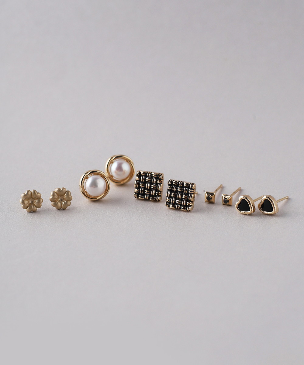 楽天市場】ブラックダイヤスクエアピアス／シエナロゼ（SIENA ROSE