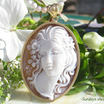 オファー K18 シェルカメオ ペンダント KWS-03 【チロ・フレイシア