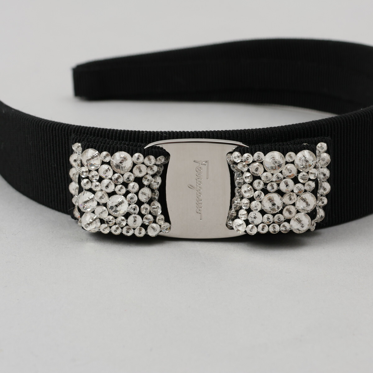 楽天市場】フェラガモ FERRAGAMO ヘアバンド カチューシャ ヴァラ