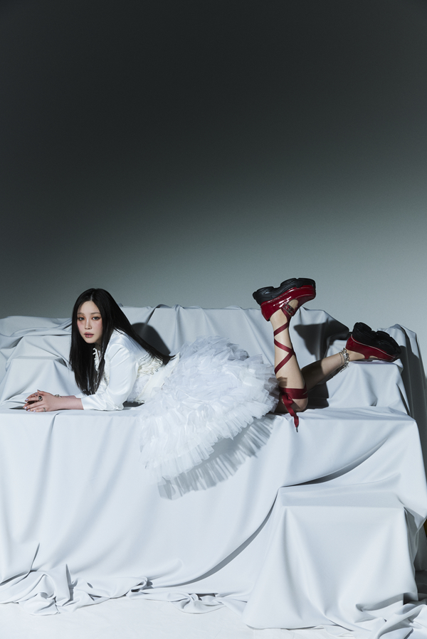 鷲尾伶菜（ワシオレイナ）｜楽天チケット